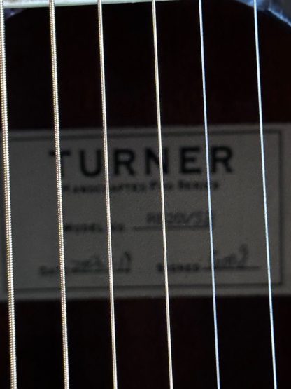 Turner RB 20 round back electro-acoustic. - Image 7