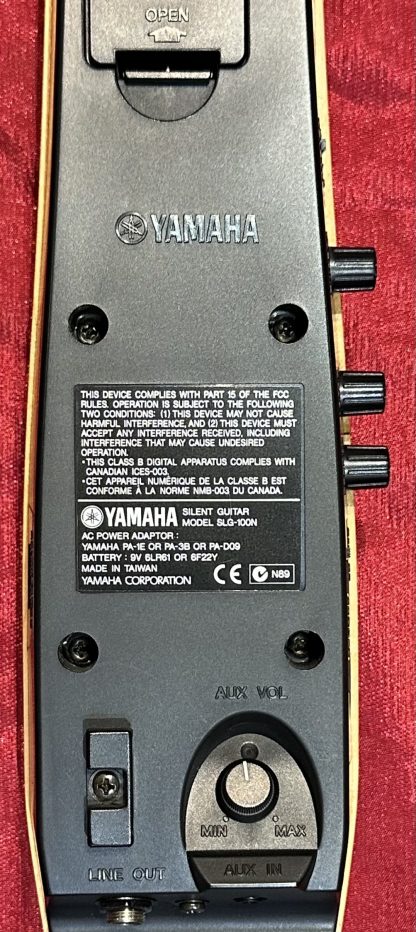 Yamaha SLG-100N nylon string Silent Guitar - Image 8