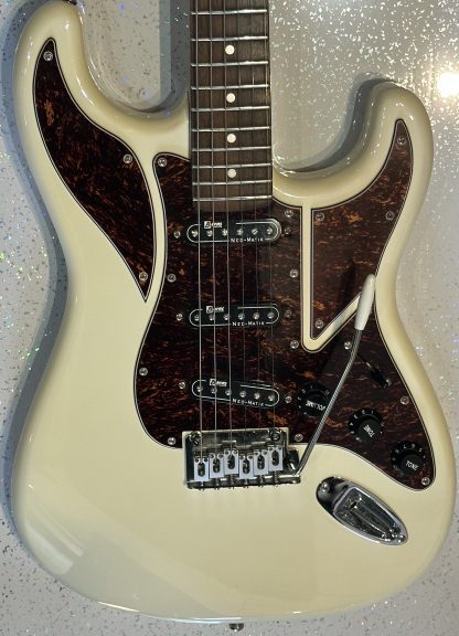 Burns Cobra Body