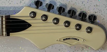 Burns Club Series Cobra electric guitar - Image 5