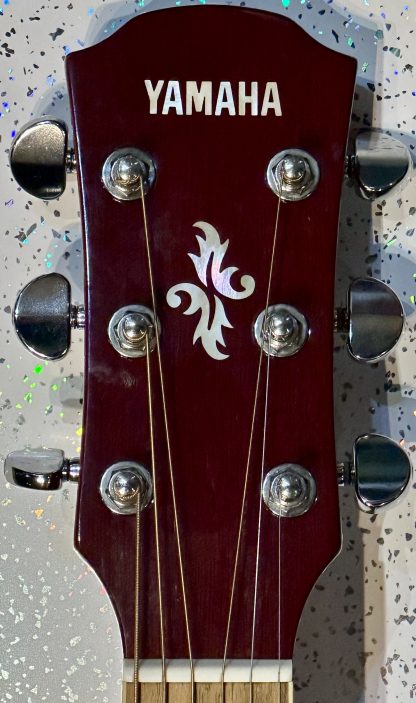 Yamaha APX500 electro-acoustic guitar - Image 5