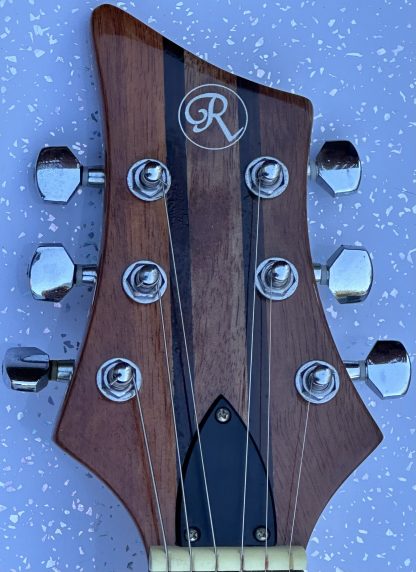 Roberts skeleton electric guitar - Image 5