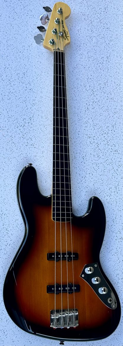 2019 Squier by Fender Vintage Modified Jazz Bass fretless bass guitar - Image 2