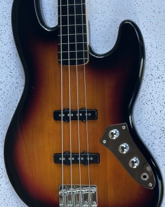 Squier bass body
