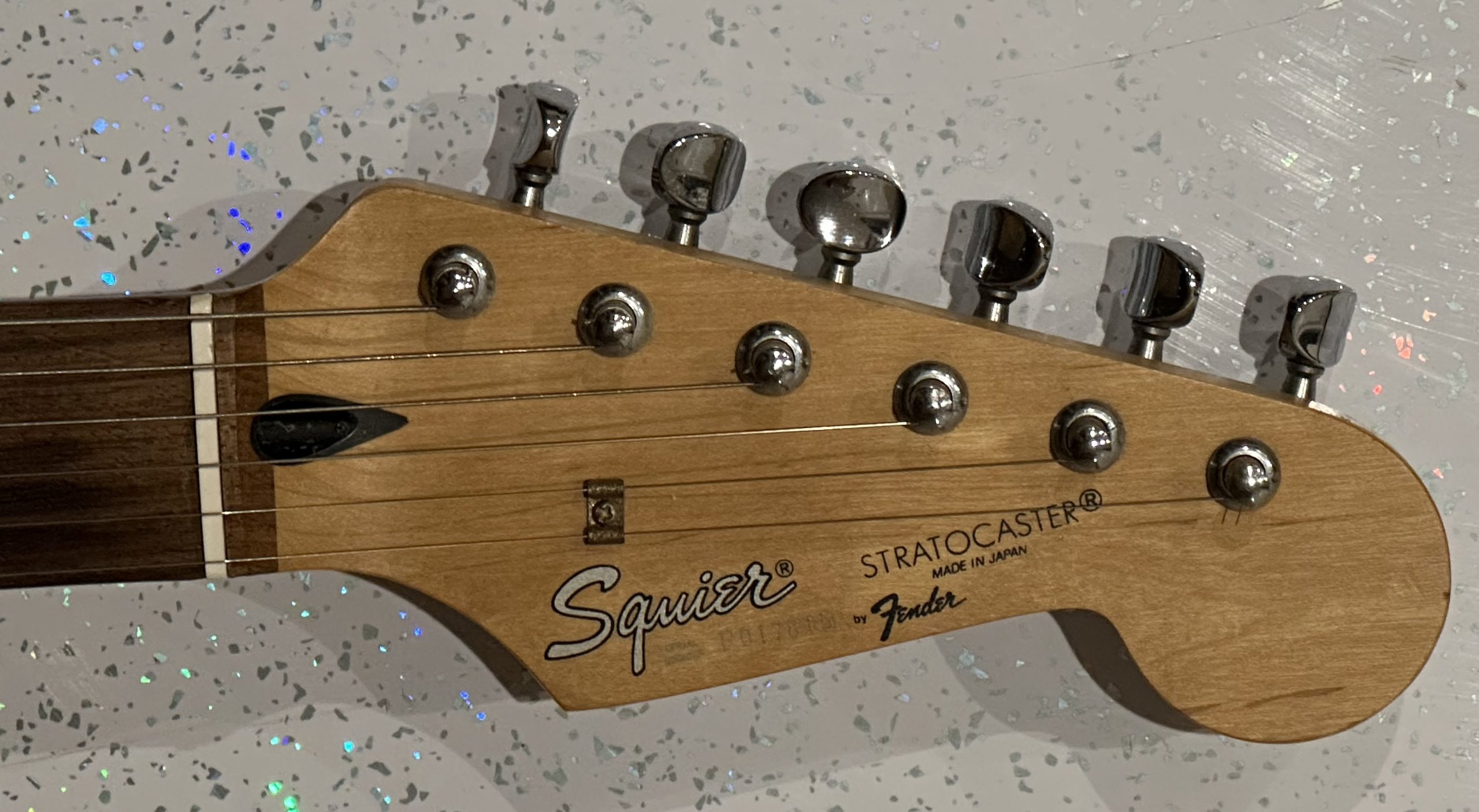1993/94 Squier by Fender Stratocaster - Image 4