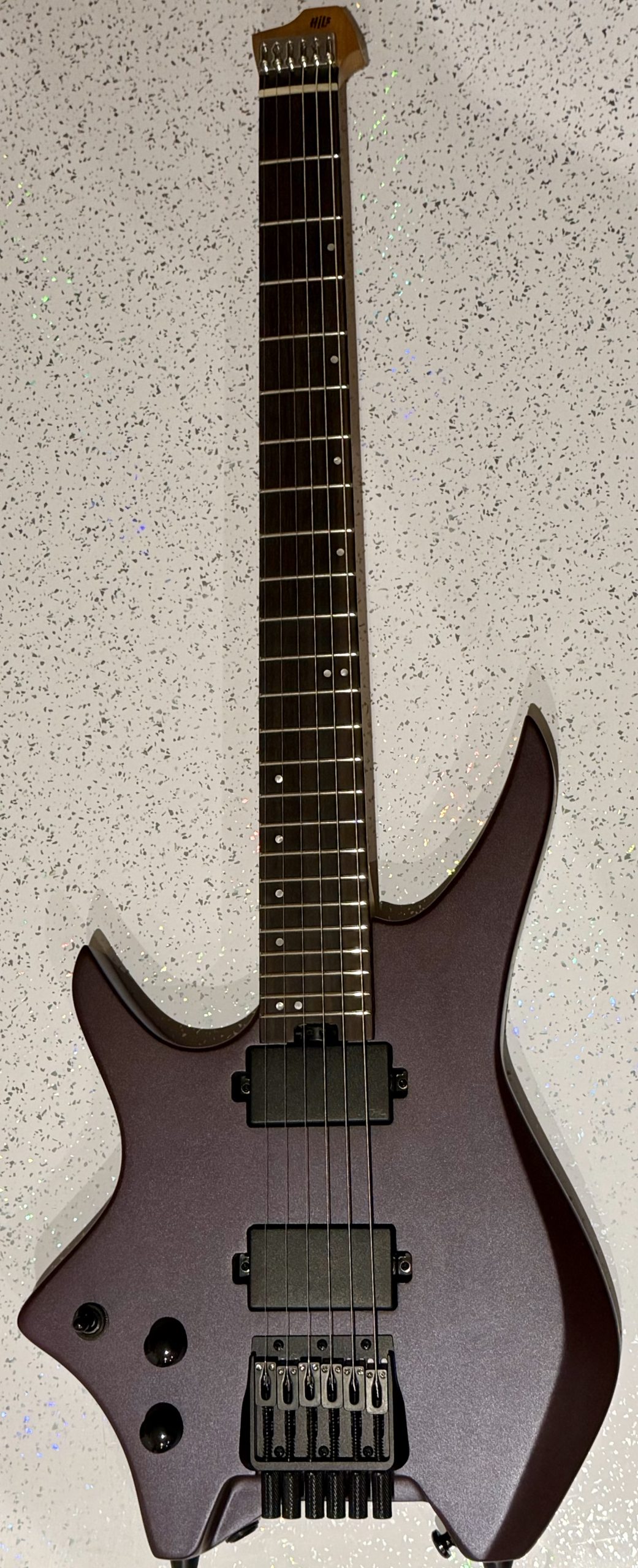 Hils Next Headless Left Handed Guitar. - Image 2