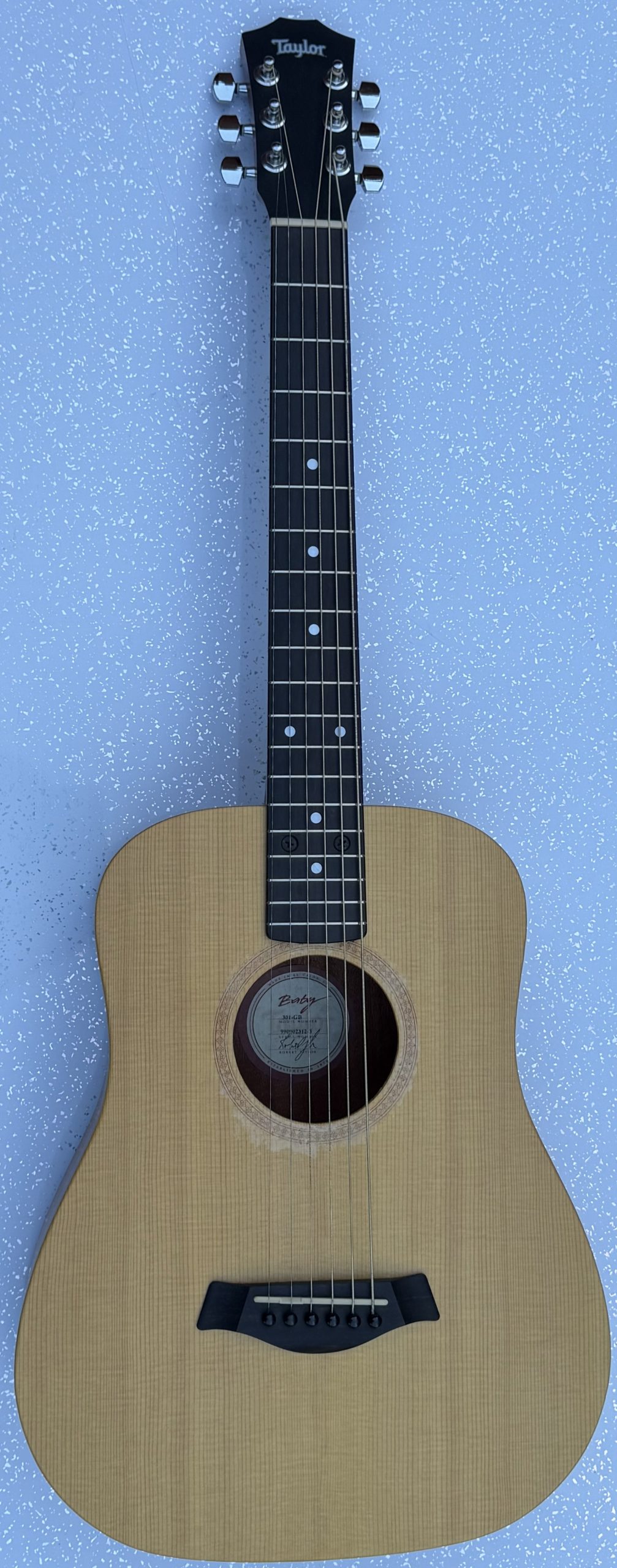 1999 Taylor 301-GB Baby left-handed acoustic guitar - Image 2