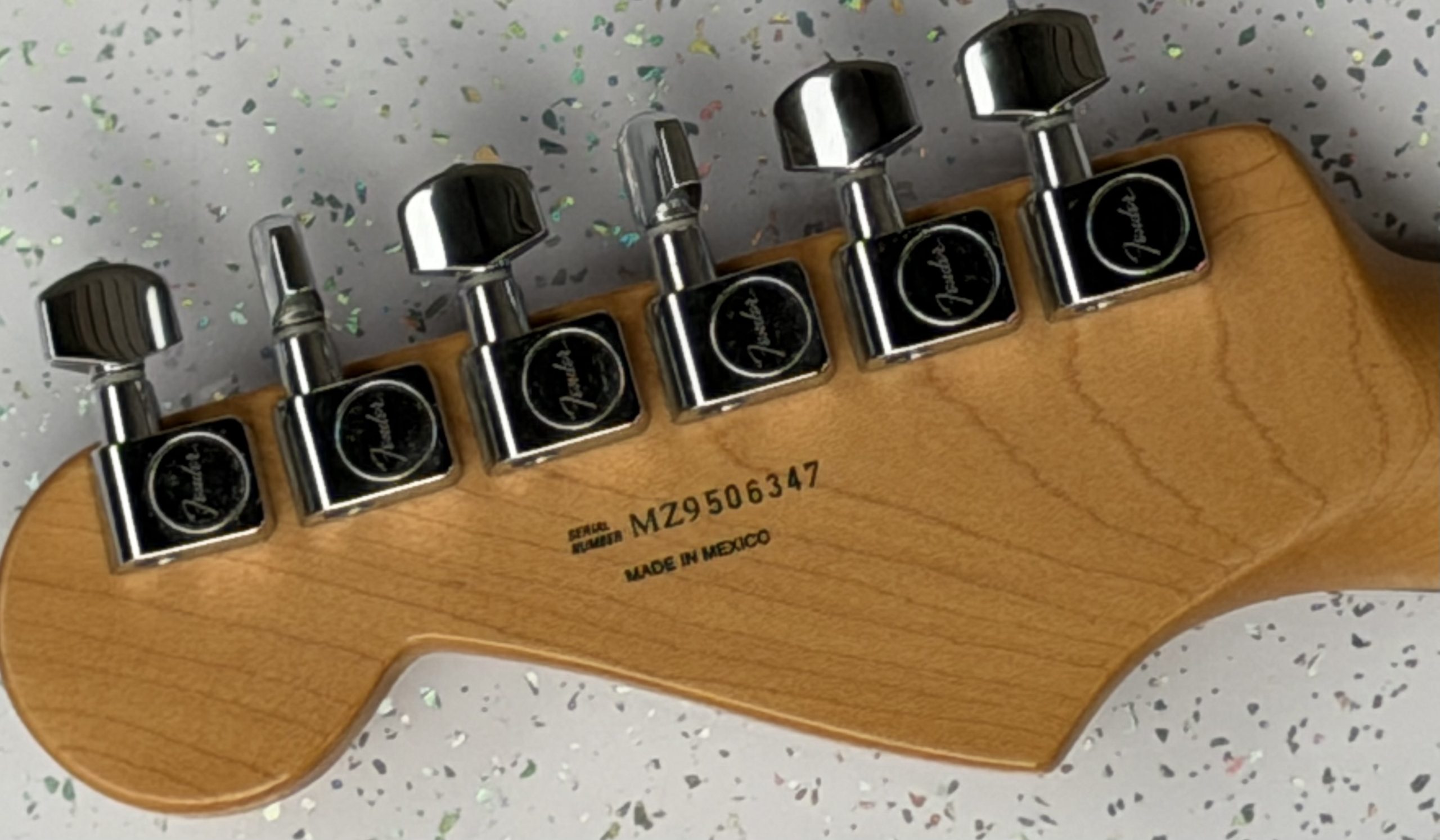 2009, Fender Stratocaster Standard - Image 7