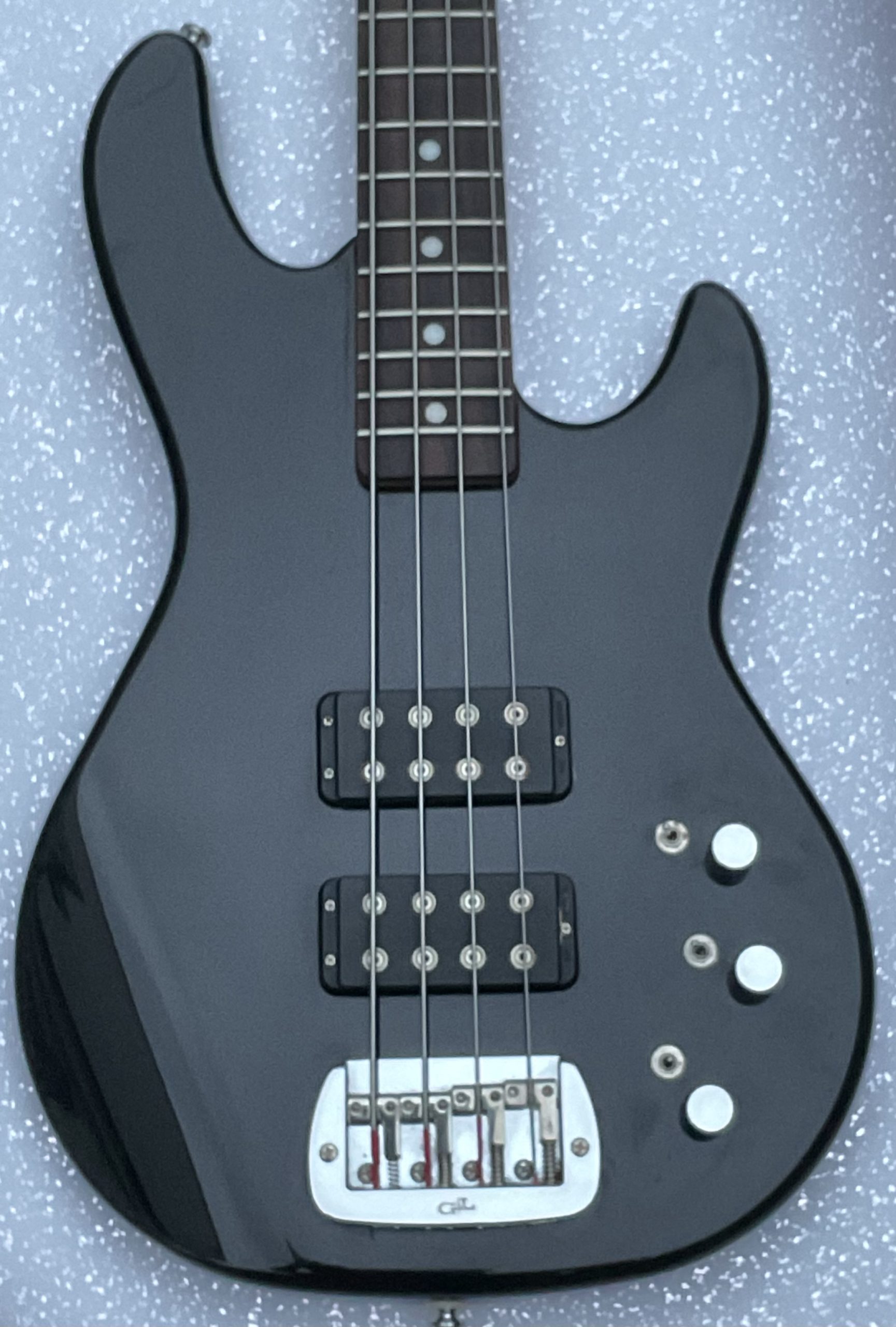 G&L bass body