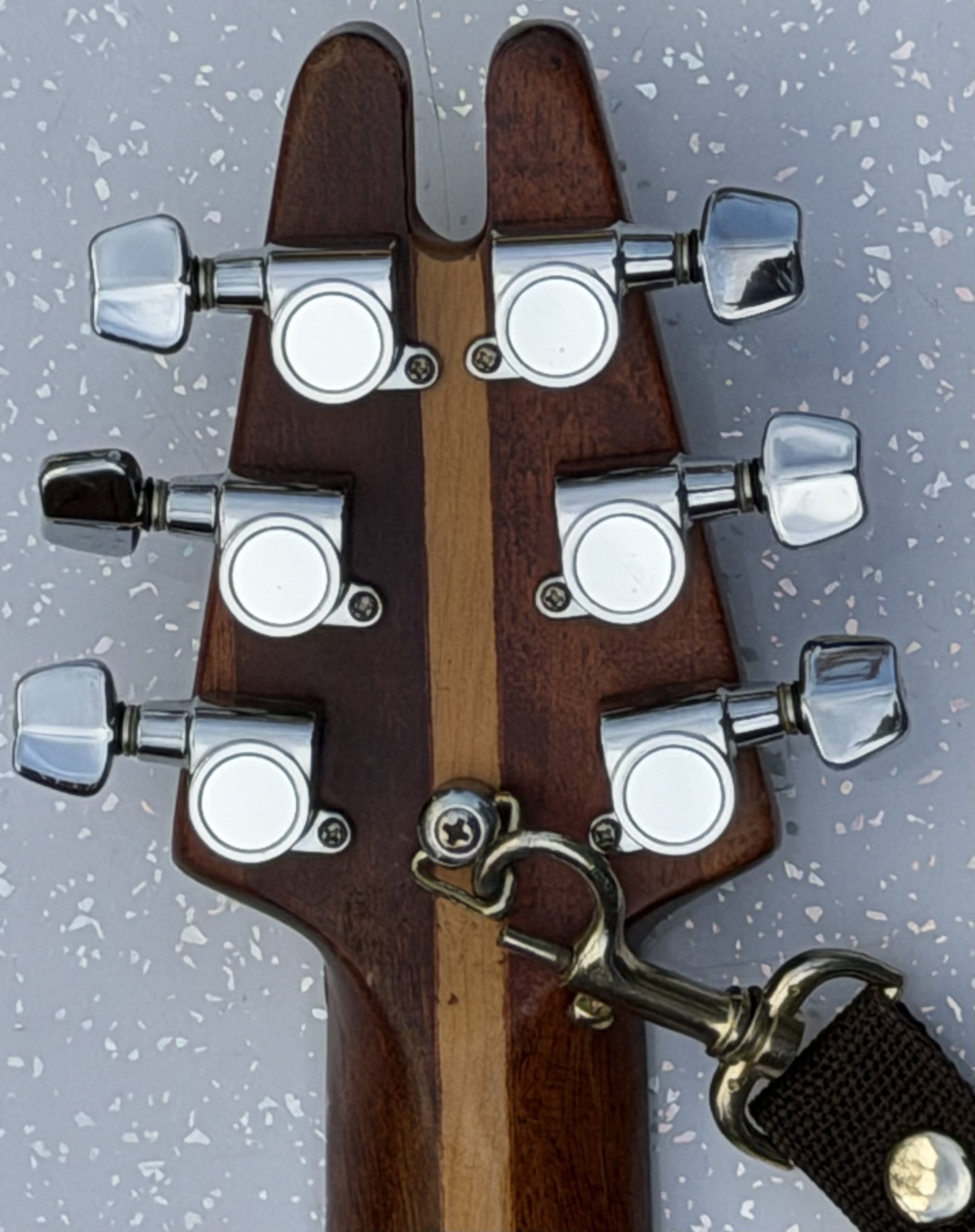 1980s Kay K-45 electric travel guitar - Image 7