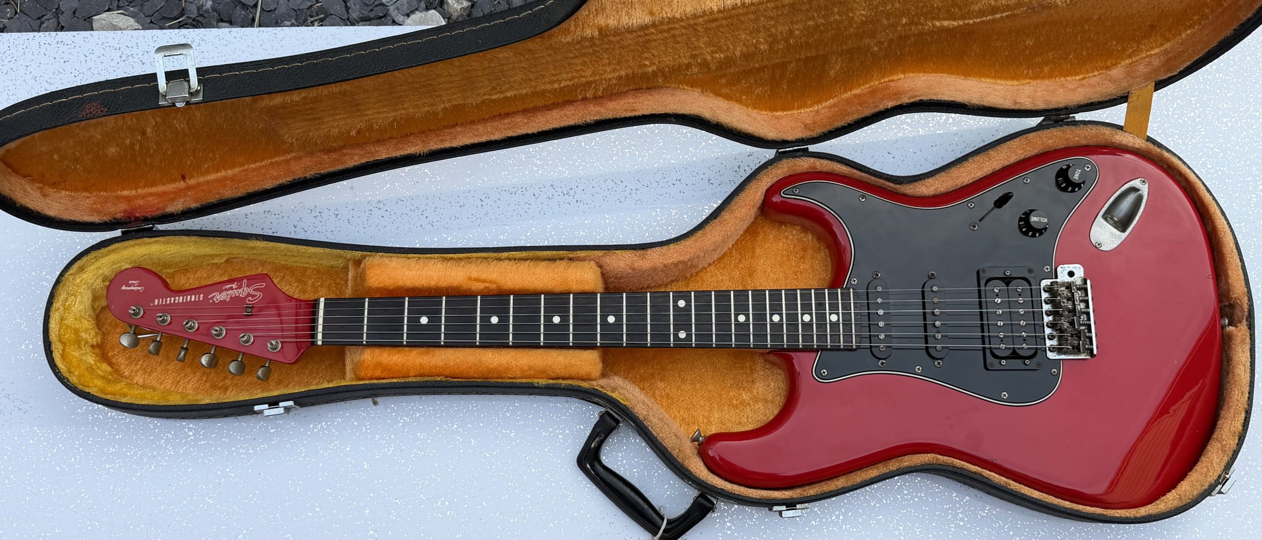 1980s Squier by Fender Contemporary Series JV Stratocaster SST-314H-55 electric guitar - Image 9