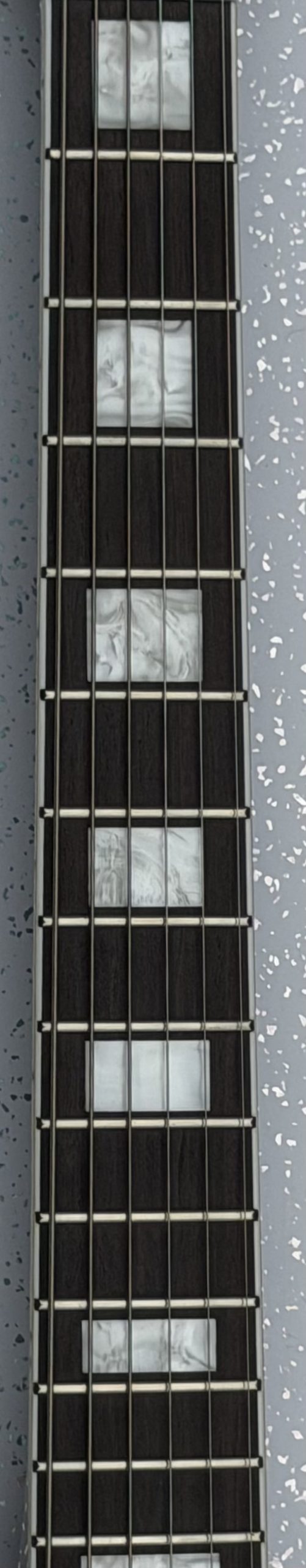 Pignose electric travel guitar - Image 4
