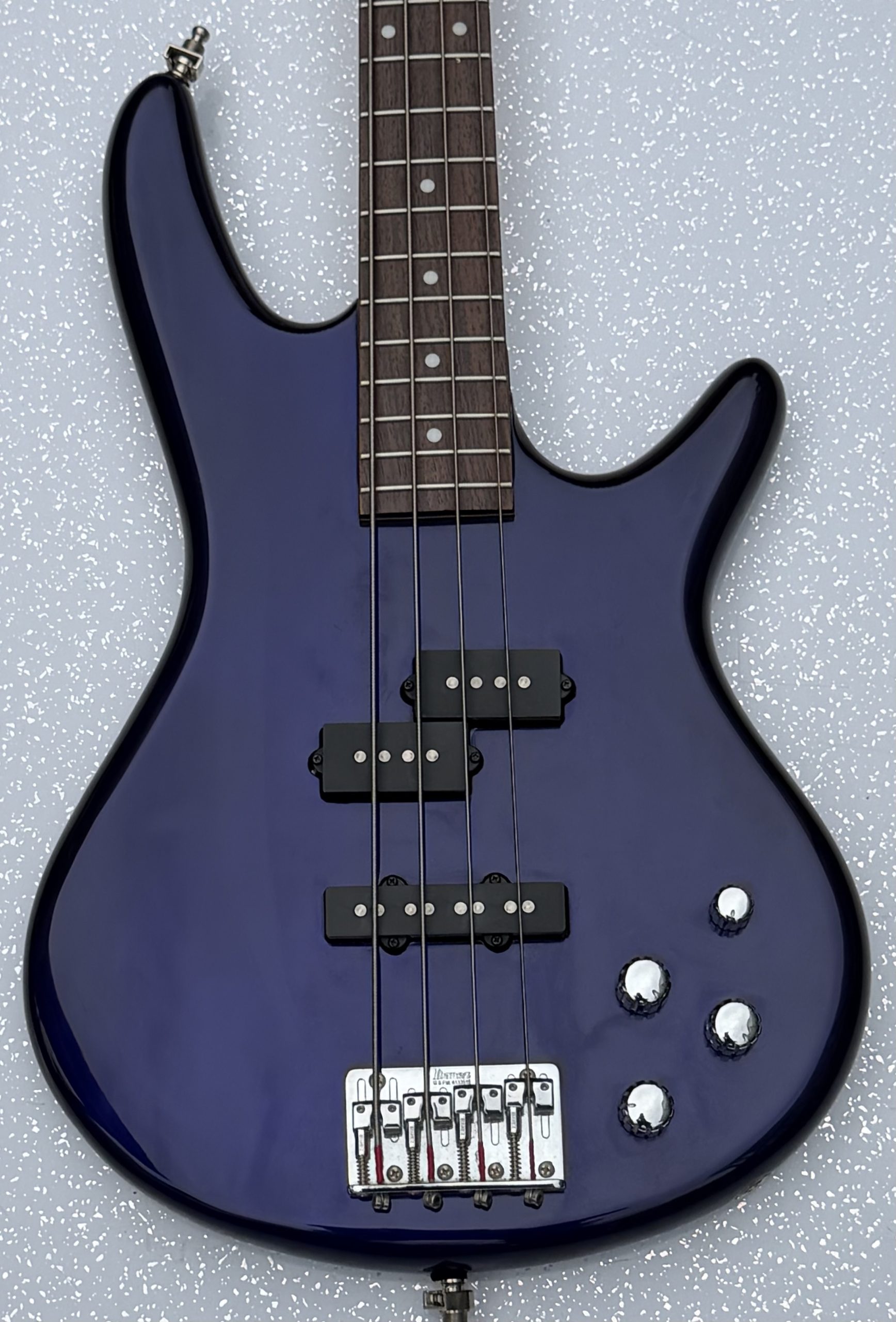 Ibanez bass guitar body