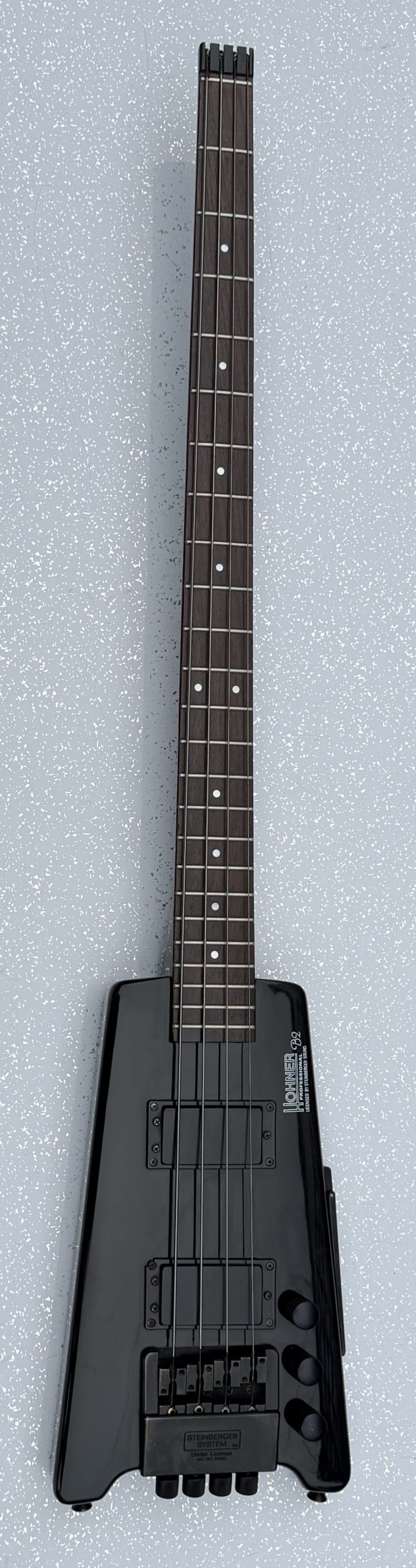 Hohner Professional B2 headless bass guitar - Image 2