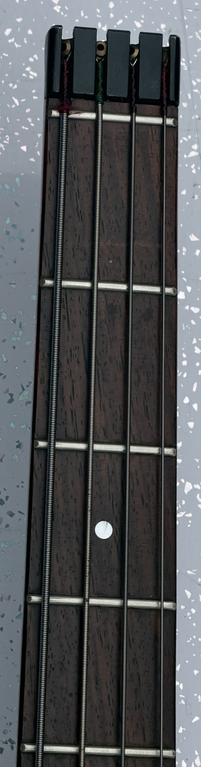 Hohner Professional B2 headless bass guitar - Image 4
